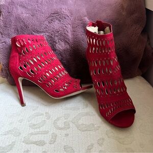 ALDO Red Faux Suede High Heel Ankle Boots Lattice Design 7.5